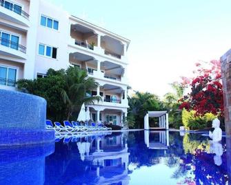 Aventuras Club Marina - Puerto Aventuras - Bazén