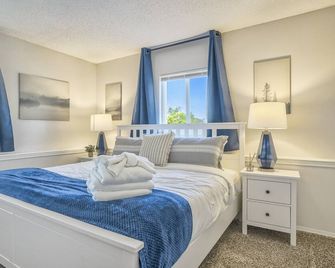 Mid-Good Day Venture - Colorado Springs - Bedroom