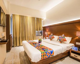 FabHotel Spring inn - Bombay - Habitación