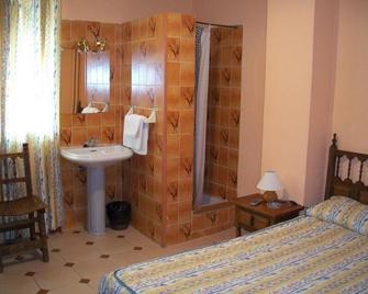 Hostal El Torero - Alcalá de Henares - Habitación