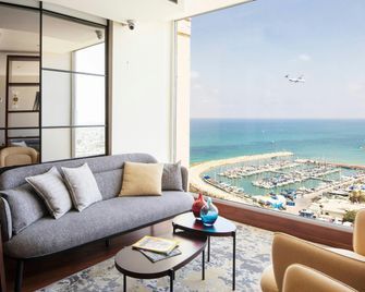 Renaissance Tel Aviv Hotel - Tel Aviv - Oleskelutila