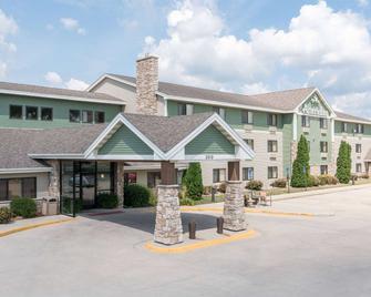 AmericInn by Wyndham Fort Dodge - Fort Dodge - Edificio