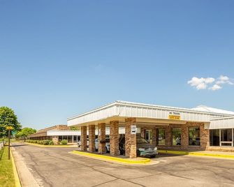 2 Full Bed|Non smoking - Muskegon - Gebäude