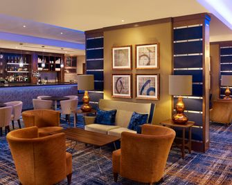 Crowne Plaza London - Gatwick Airport By IHG - קראולי - בר