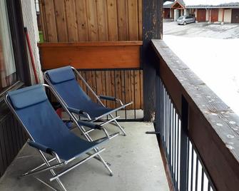 Charming apartment for 4 people, large balcony - Les Belleville - Balcon