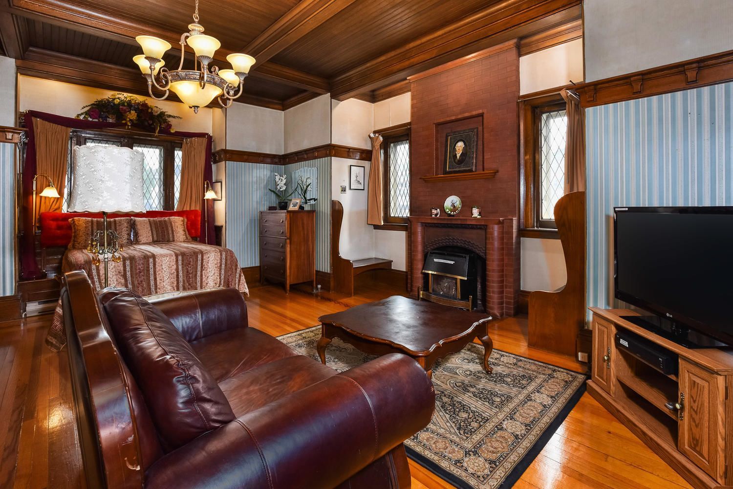 The Noble Suites - Brockville