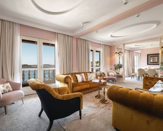 Palace Elisabeth Hvar Hotel - The Leading Hotels of the World - Hvar - Wohnzimmer