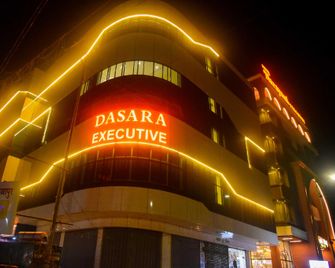 Dasara Executive - Tuljāpur - Edificio