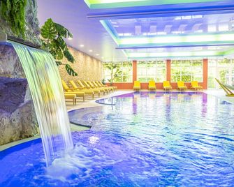 Schmelmer Hof Hotel & Resort - Bad Aibling - Pool