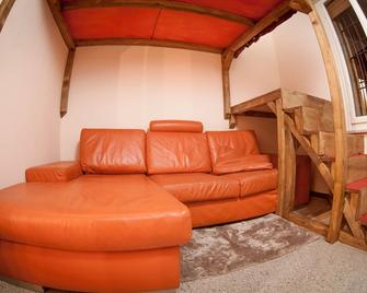 4Roomz - Bolonia - Sala de estar