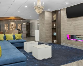 DoubleTree by Hilton Salisbury - Salisbury - Lounge