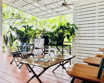 Bann Kam B&B - Krabi - Patio