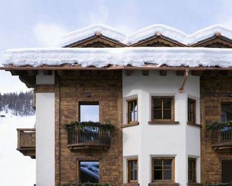 Eco & Wellness Boutique Hotel Sonne - Livigno - Building