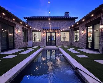 Vineyard Villa - Springtown - Pool