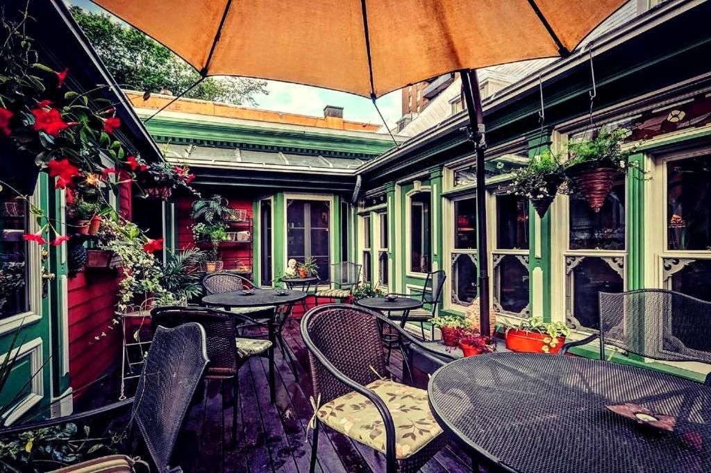 Auberge J.A Moisan - קוויבק סיטי - פטיו