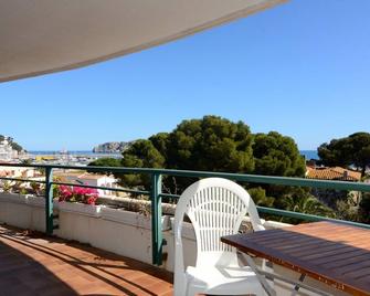 Medes Park II 4-2 - 5人用のアパートestartit - レスタルティット - バルコニー