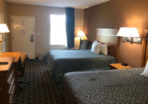 16 Best Hotels In Columbus Mississippi Hotels From 63 Night Kayak