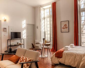 Superbe appartement rénové et cosy à 10mn de Saint-Rémy de Provence - Noves - Slaapkamer