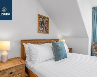 Duplex - Invoice And Reduced Price Only Via Sunrise Short Lets Dundee, 5 Bed Rooms, Amazing Views, Fully Equipped, Free Parking, Wifi, Favourite For Groups & Businesses, Food, Bars, Shops, Library, River Views, Long Stays - Dundee - Chambre