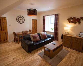Fisherman Cottage - Wick - Living room
