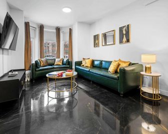 Downtown Stay 2 free parking AC 10 Guests - Quebec - Sala de estar