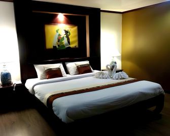 Chour Palace Hotel - Mae Sai