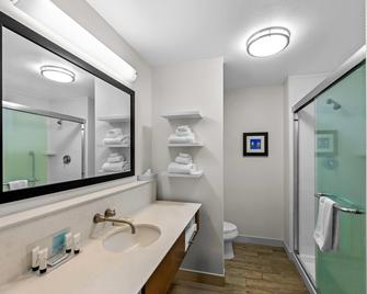 Quality Inn - Pratt - Pratt - Slaapkamer