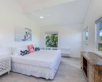 Hale Mauna Nui 4 Bedroom Home by RedAwning - Princeville - Schlafzimmer
