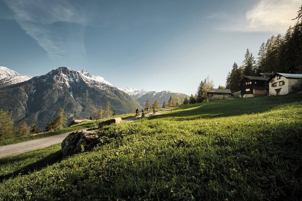 Hotel Ambassador - Brig - Outdoors view