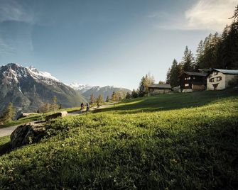 Hotel Ambassador - Brig - Outdoors view