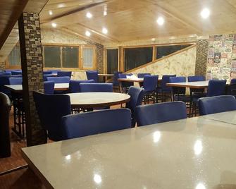 Hotel Prestige - Shimla - Restaurang