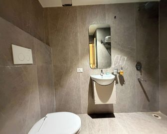 Hotel Miralite - Tinsukia