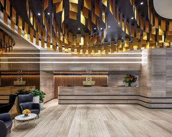 Meriton Suites Pitt Street, Sydney - סידני - דלפק קבלה