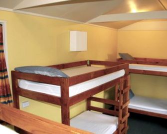 Comfortable Camping Cabin for Families on Lake Manapouri, New Zealand - Manapouri