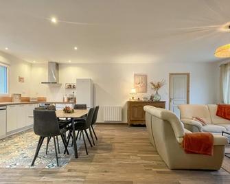 Maison moderne avec terrasse, jardin et WIFI, proche randonnées - FR-1-497-231 - Nécy - Comedor