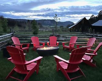 Historic Renovated Home and Cabin on 300 Acres - Hot Tub/Pool Table/Trails - Mancos - Patio