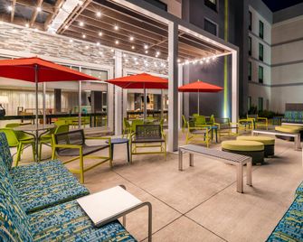 Home2 Suites By Hilton Brunswick - Brunswick - Edificio