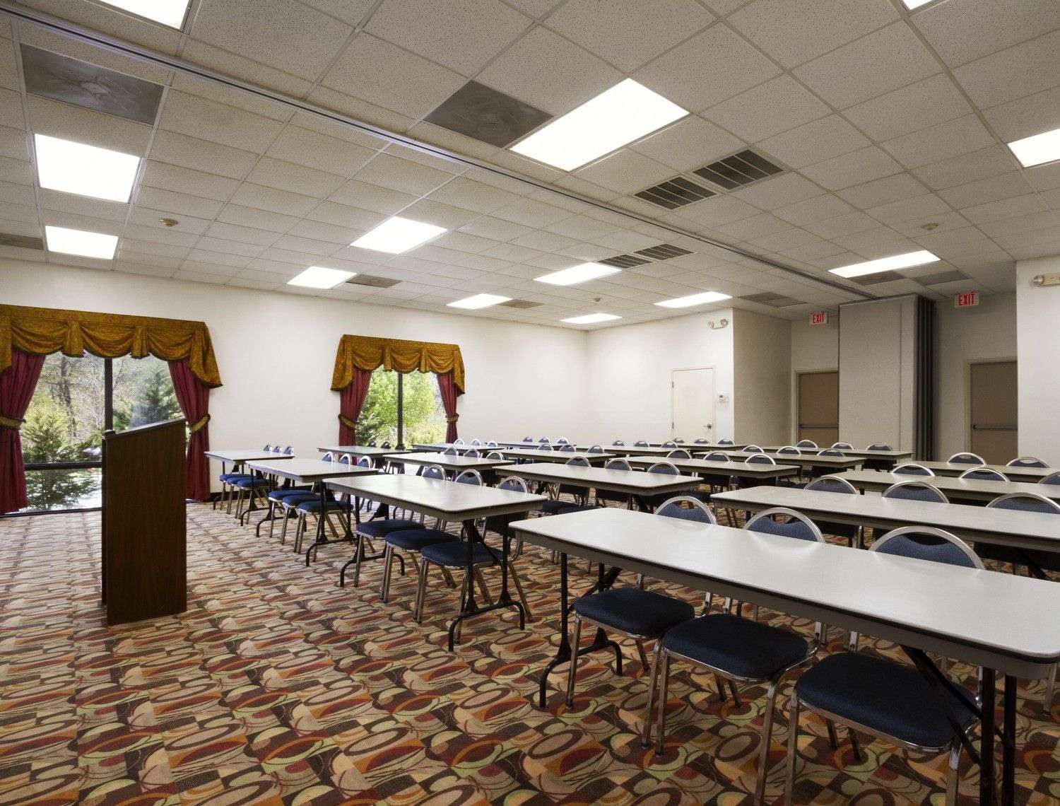 Conference room view of Baymont by Wyndham Crossville