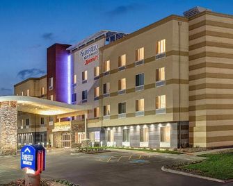 Fairfield Inn & Suites by Marriott Barrie - Barrie - Building