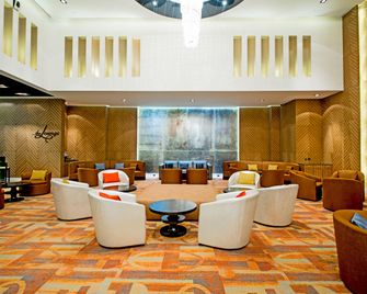Holiday Inn Amritsar Ranjit Avenue By IHG - Amritsar - Ravintola