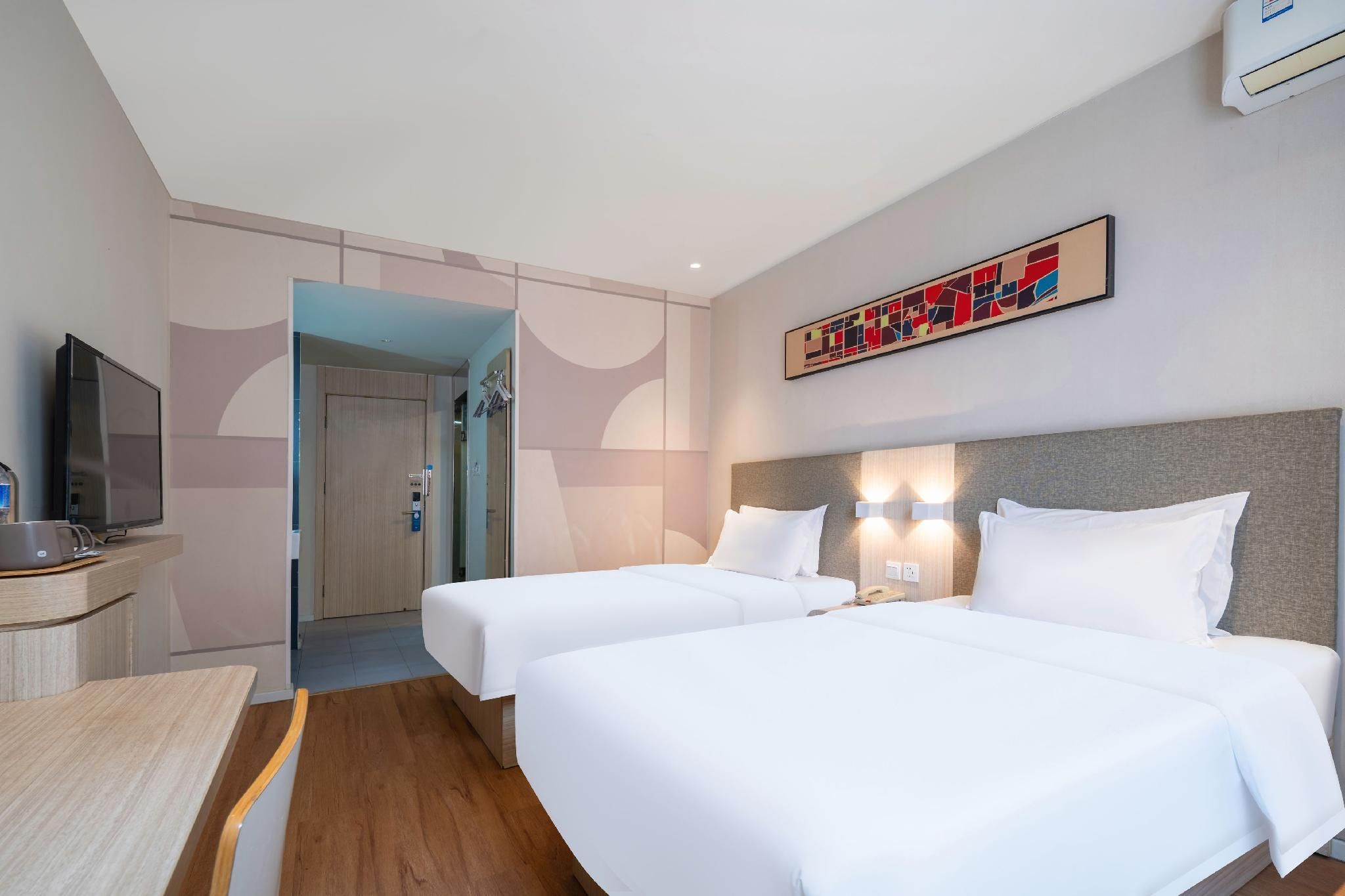 Hanting Hotel Qingdao Taitung Weihai Road - تشينغداو - غرفة نوم