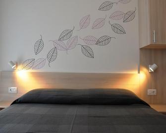 Apartments Palma & Pino - Cres - Bedroom
