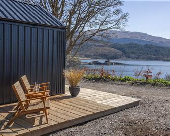 Kilkerran Bothy - a bothy that sleeps 2 guests in 1 bedroom - Appin - Patio
