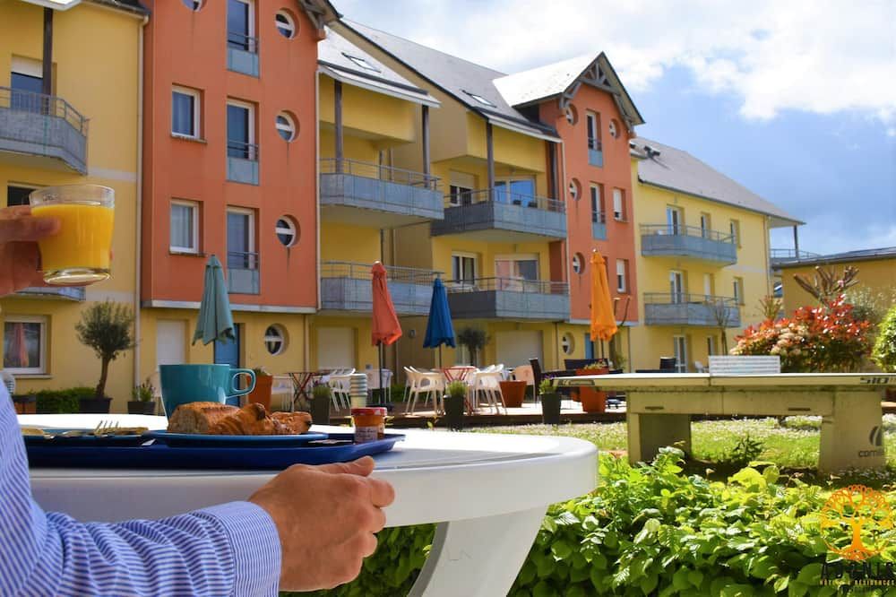 Adonis Grandcamp - Grandcamp-Maisy - Patio