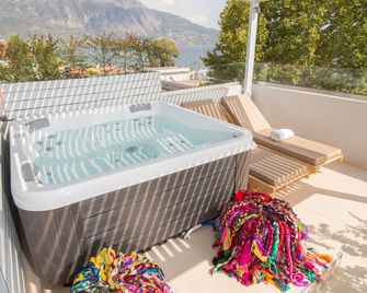 Panellinion Luxury Rooms - Καλαμάτα - Μπαλκόνι