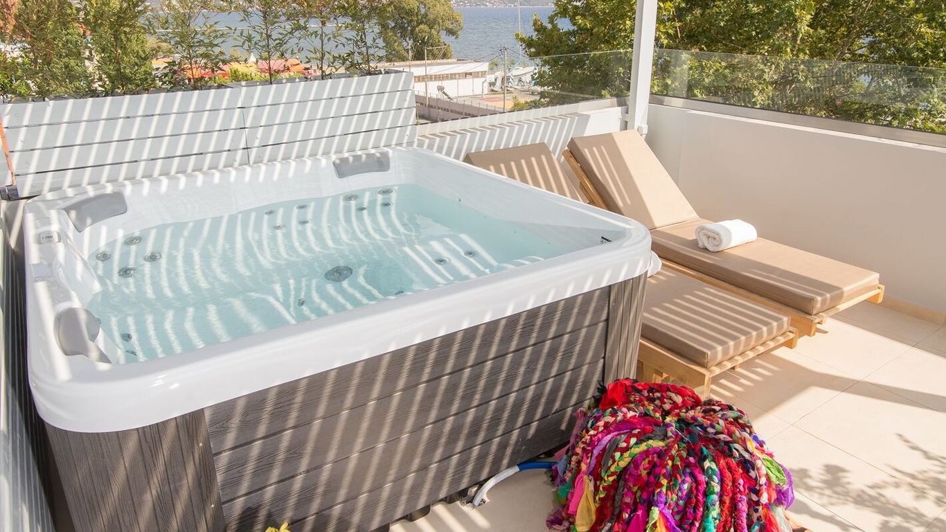 Panellinion Luxury Rooms