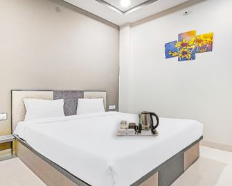 Fabhotel Urban Elite - اندور - غرفة نوم