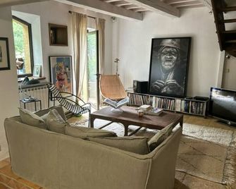 Le Mas De Mon Pere - Vers-Pont-du-Gard - Wohnzimmer