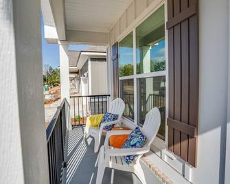 Citrus Cottage: Comfy - Hwy 10 - Peaceful Retreat - Tallahassee - Restaurante