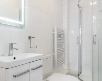 City Rooms - London - Bathroom